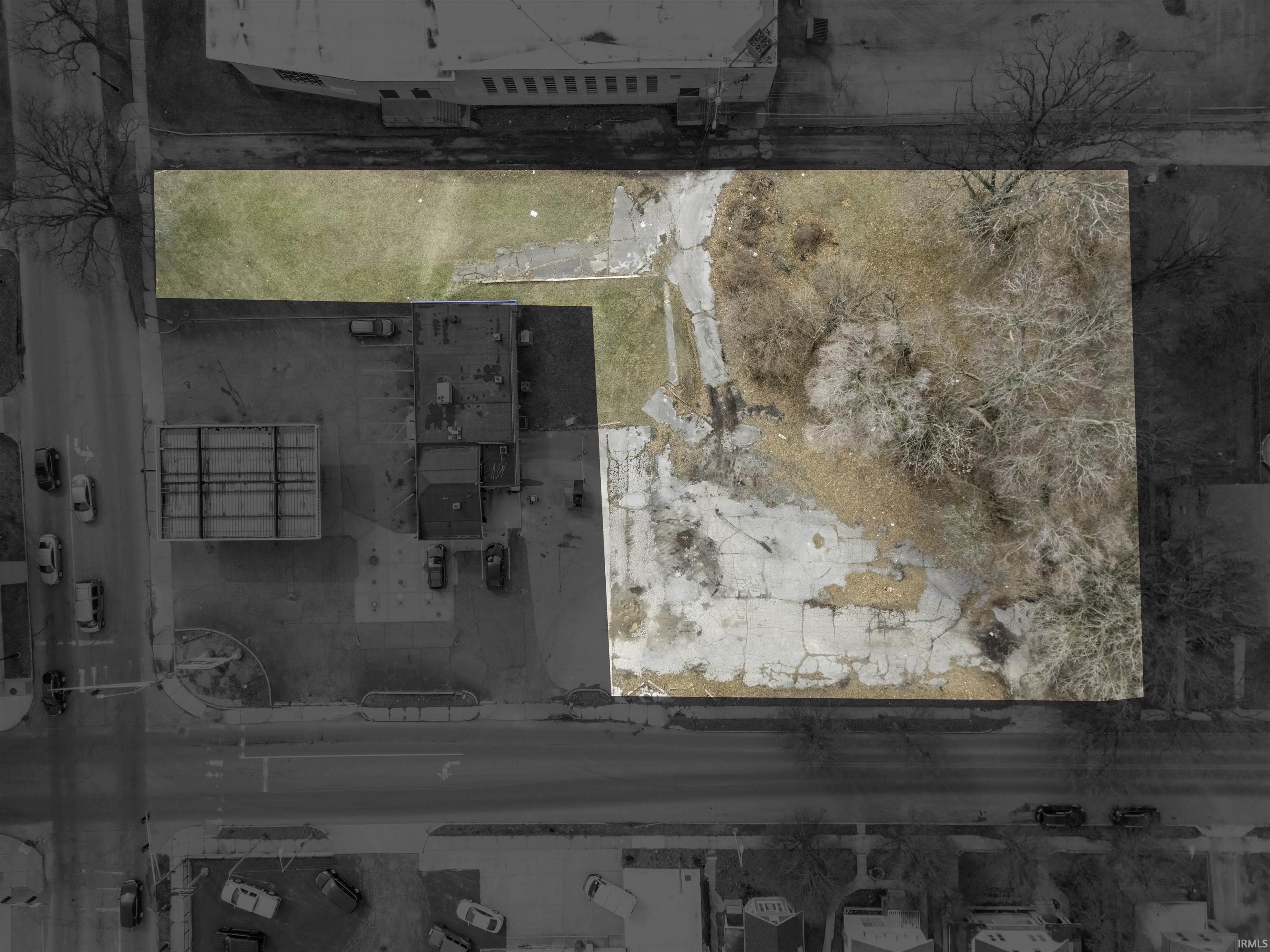 2318 Fairfield Avenue Fort Wayne, IN 46807 - Photo 2 of 8