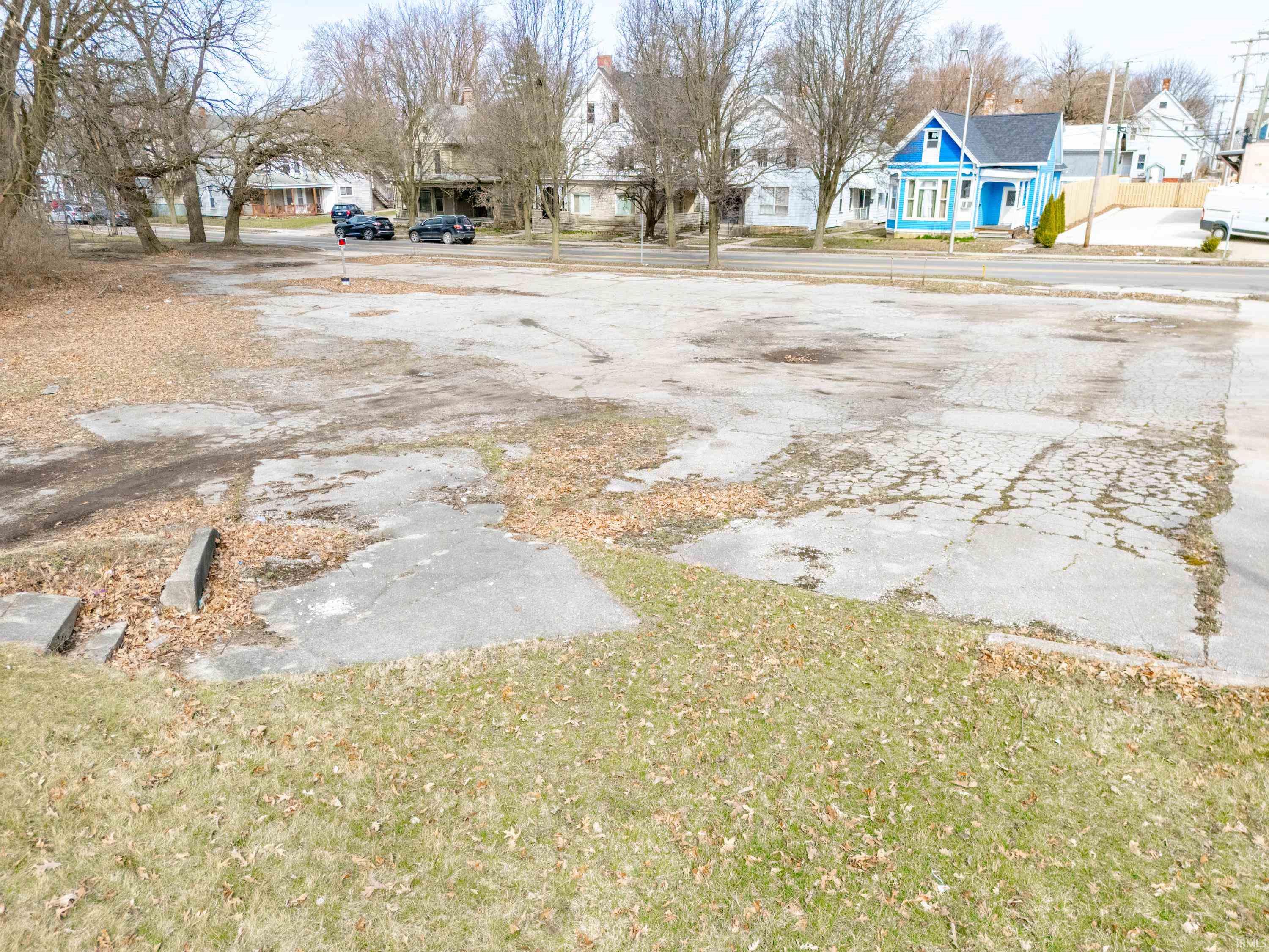 2318 Fairfield Avenue Fort Wayne, IN 46807 - Photo 7 of 8