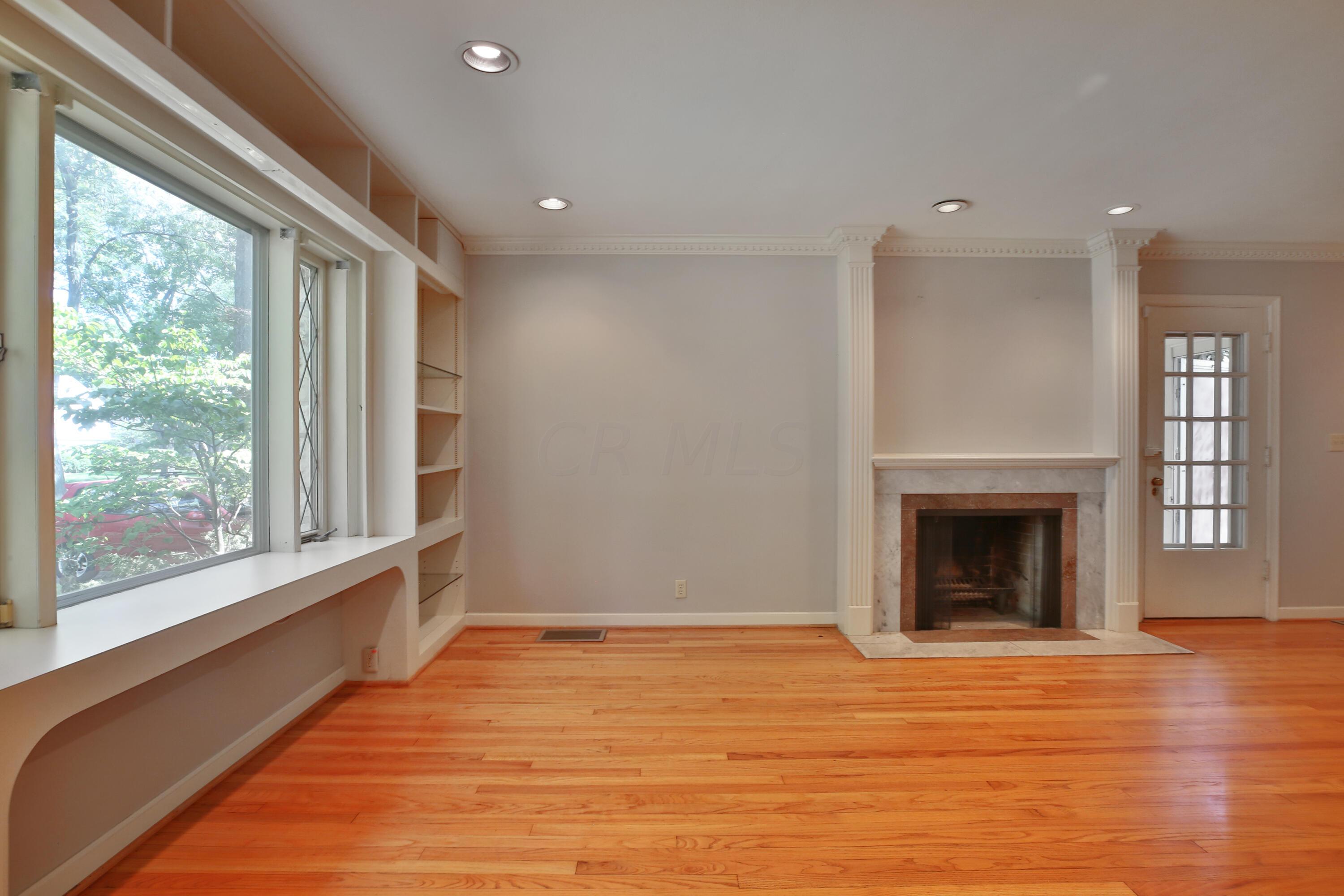 2601 Sherwood Road Columbus, OH 43209 - Photo 4 of 40 2601-Sherwood-06