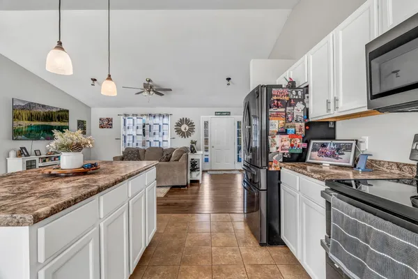 $499,000 | 16 Hickory Drive, Wiscasset, ME 04578