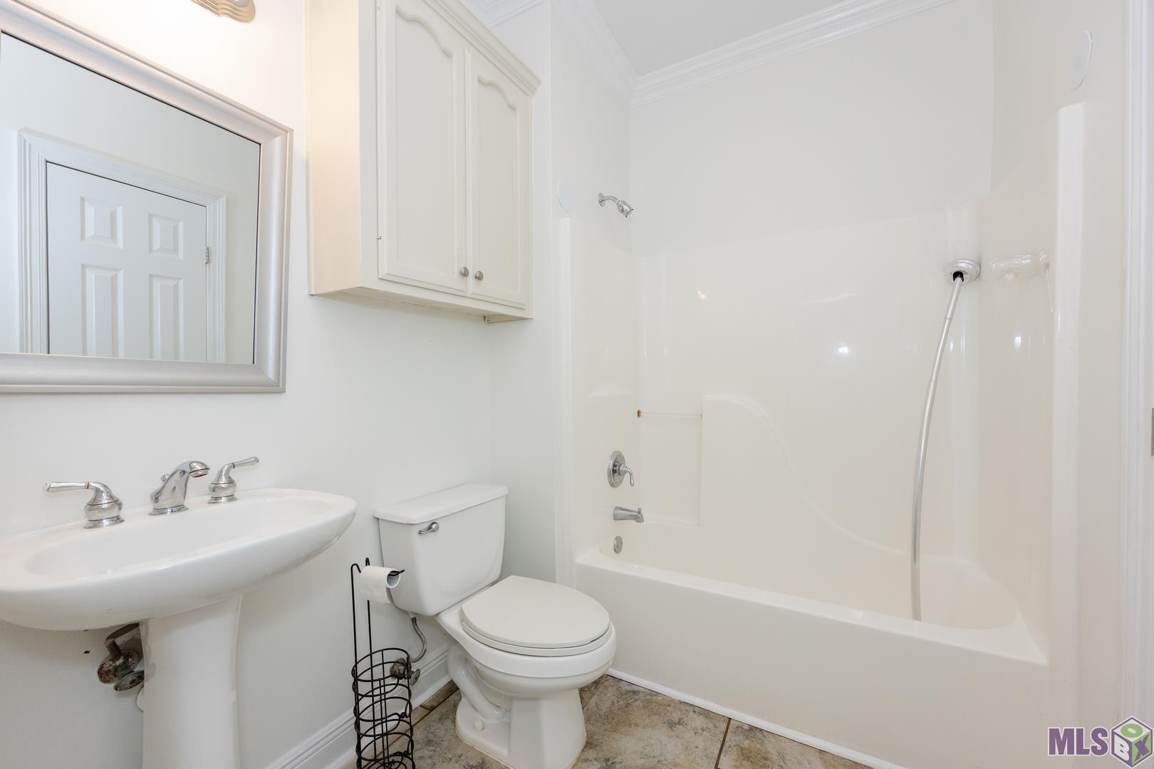 18249 Shadow Creek Avenue Baton Rouge, LA 70816 - Photo 21 of 37