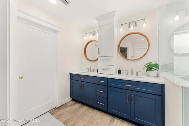 $575,000 | 2525 Forest Run Drive, Melbourne, FL 32935