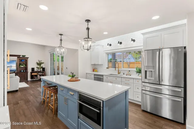 $575,000 | 2525 Forest Run Drive, Melbourne, FL 32935