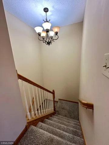 $2,300 | 1760 Riverside Drive, Shakopee, MN 55379