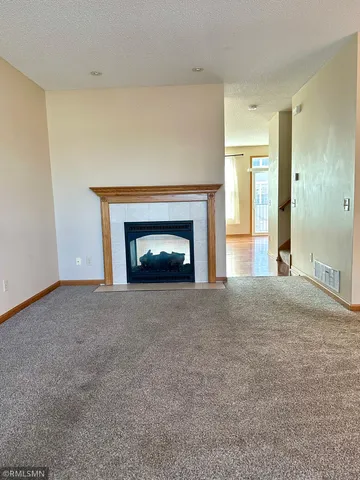 $2,300 | 1760 Riverside Drive, Shakopee, MN 55379