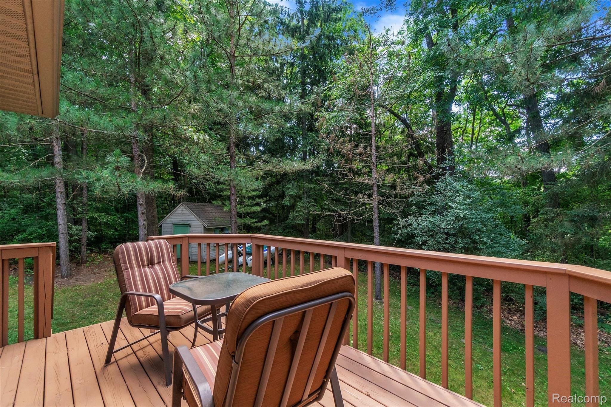 1387 Wind River Road Milford, MI 48381 - Photo 39 of 60 41-1387 Wind River Rd-WindowStill-R.jpg