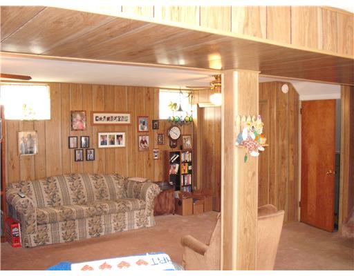353 Christy Road Tarentum, PA 15084 - Photo 12 of 12 Den/Family/Great Room.