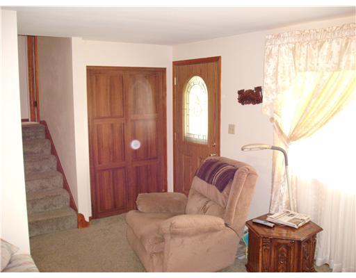 353 Christy Road Tarentum, PA 15084 - Photo 5 of 12 Living Room.