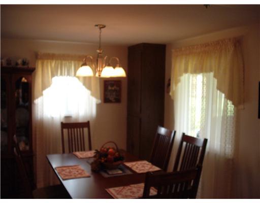 353 Christy Road Tarentum, PA 15084 - Photo 7 of 12 Dining Room.