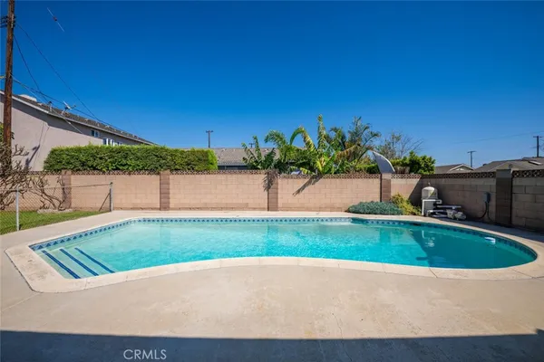 $1,099,000 | 9826 St George Circle, Cypress, CA 90630