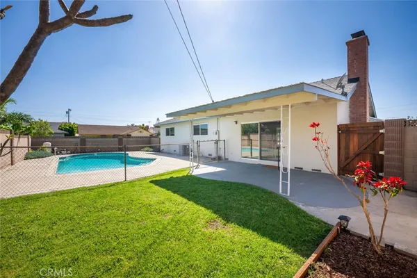 $1,099,000 | 9826 St George Circle, Cypress, CA 90630