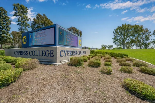 $1,099,000 | 9826 St George Circle, Cypress, CA 90630