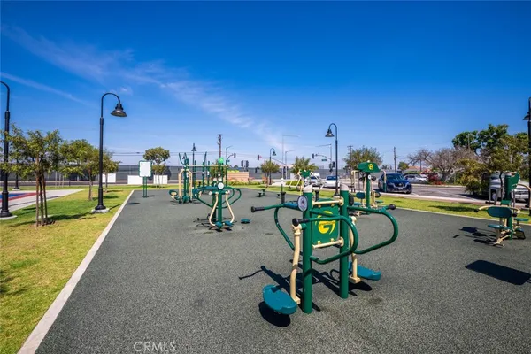 $1,099,000 | 9826 St George Circle, Cypress, CA 90630