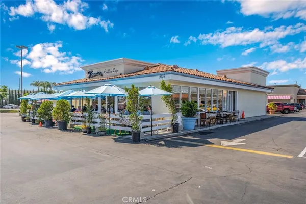 $1,099,000 | 9826 St George Circle, Cypress, CA 90630