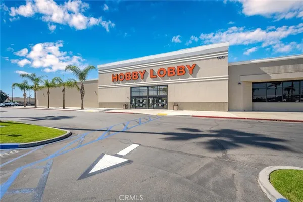 $1,099,000 | 9826 St George Circle, Cypress, CA 90630