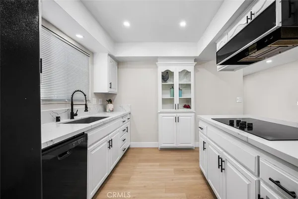 $1,099,000 | 9826 St George Circle, Cypress, CA 90630