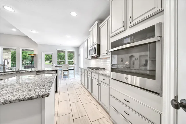 $639,500 | 32918 Franklin Brooks Drive, Fulshear, TX 77423