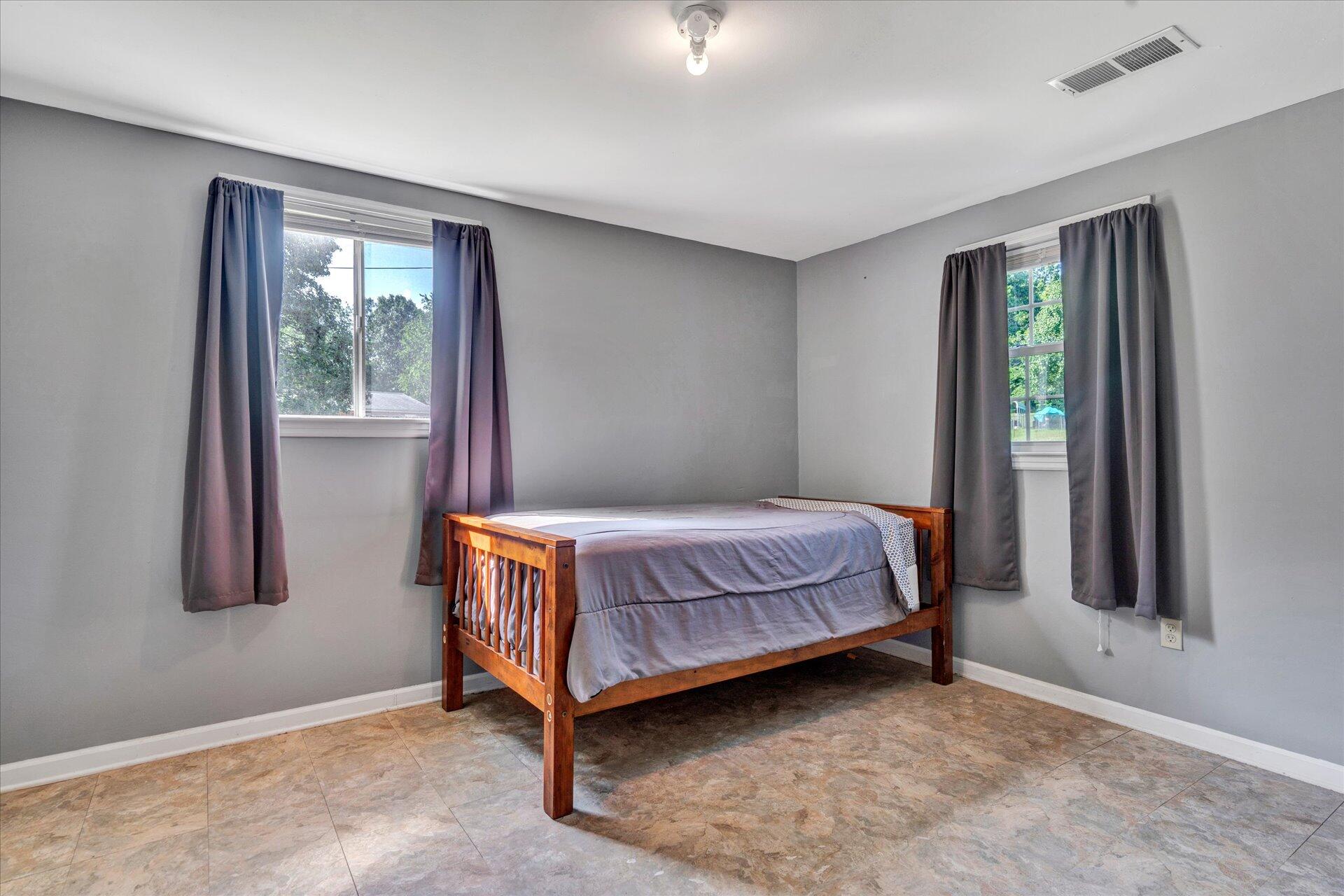 2611 Beaver Brook Road Salem, VA 24153 - Photo 16 of 25 14-DSC5831