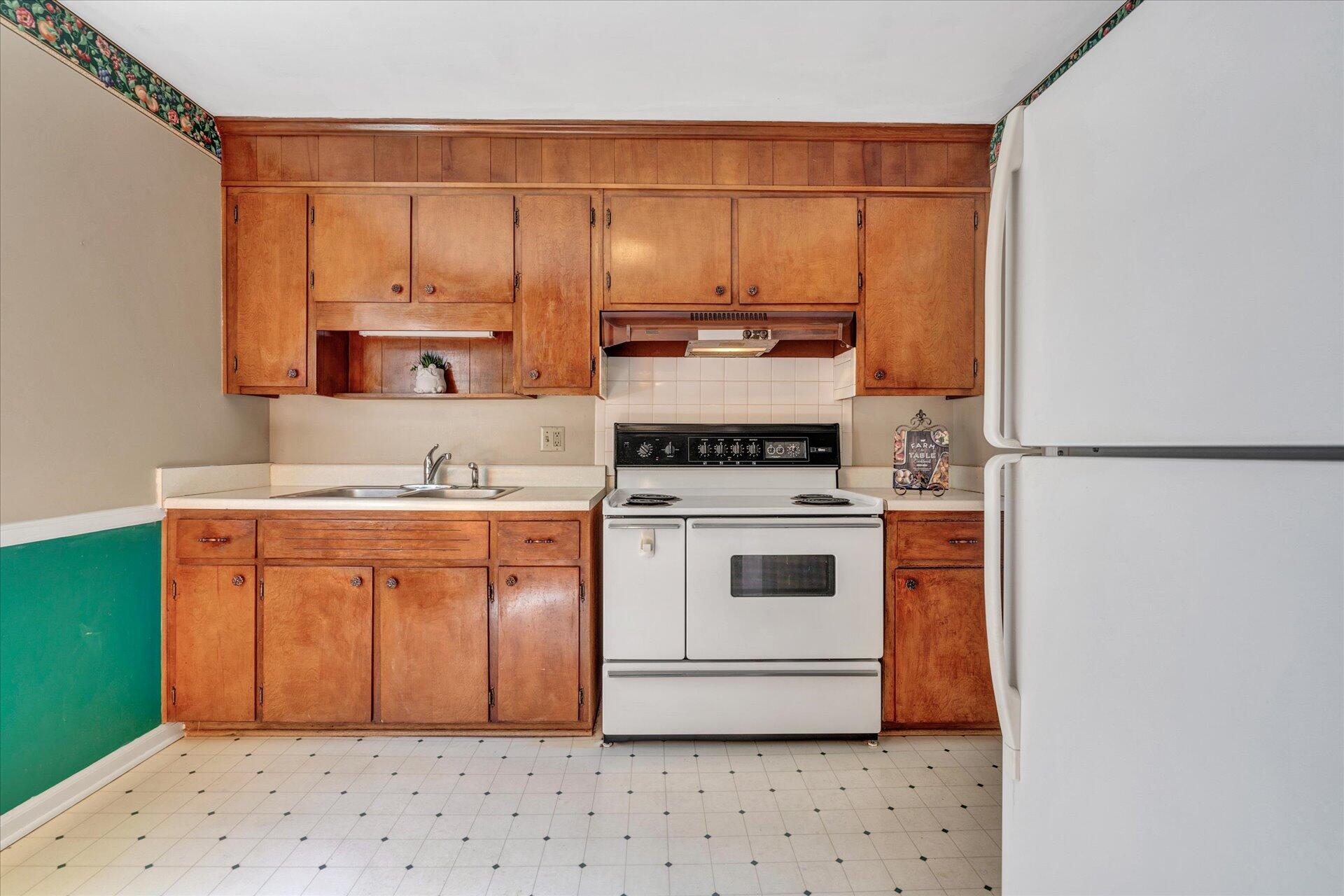 2611 Beaver Brook Road Salem, VA 24153 - Photo 8 of 25 06-DSC5795