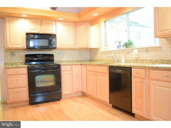 301 Highland Road Cheltenham, PA 19012 - Photo 12 of 25 Kitchen