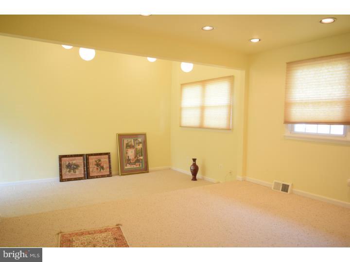 301 Highland Road Cheltenham, PA 19012 - Photo 6 of 25 Family Room