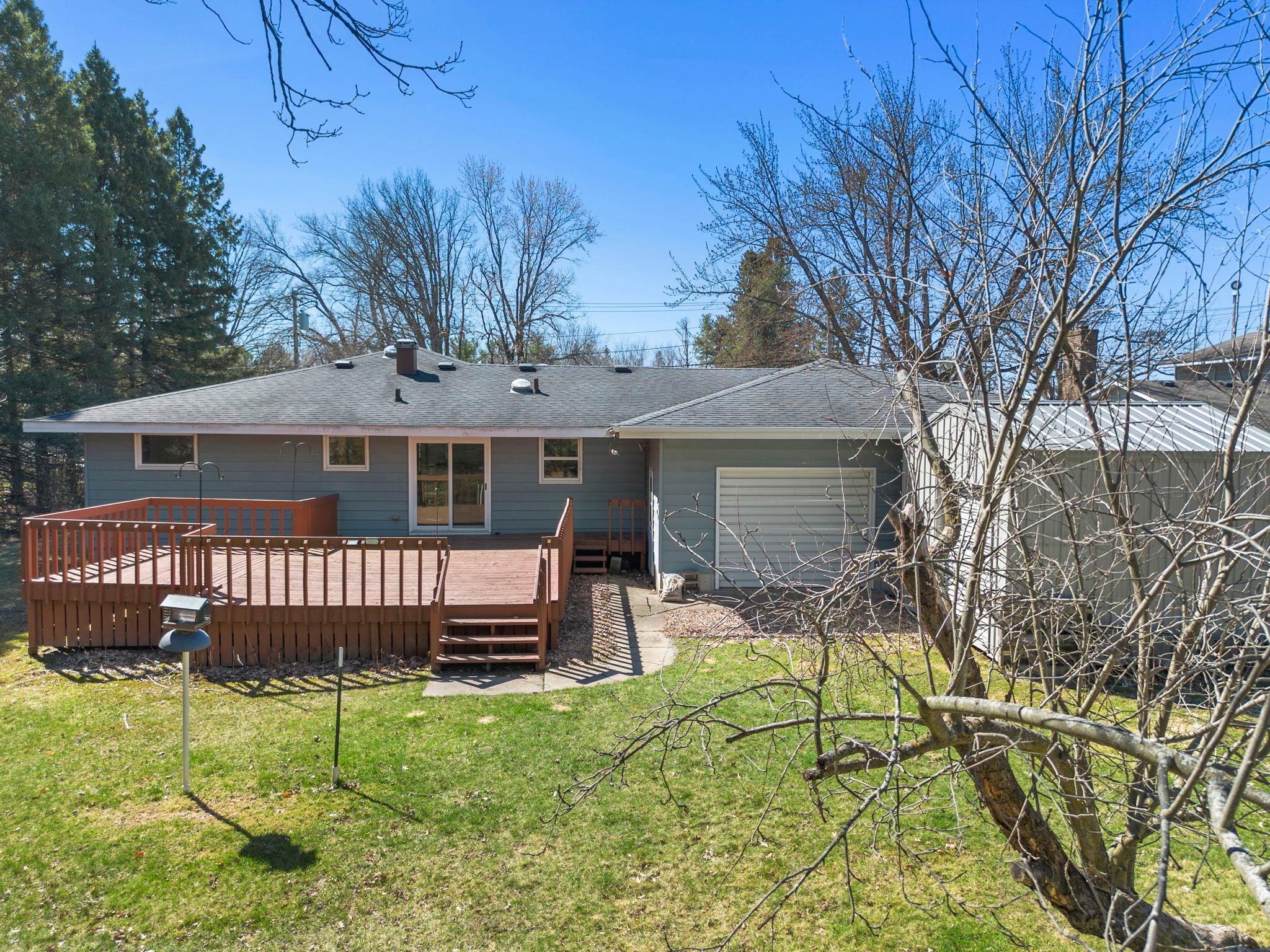 960 Sylvan Street Cumberland, WI 54829 - Photo 4 of 48