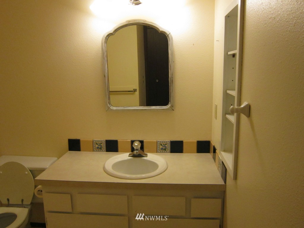 7413 Fairview Road Southwest, Unit 25 Olympia, WA 98512 - Photo 8 of 10 Gallery Image 8