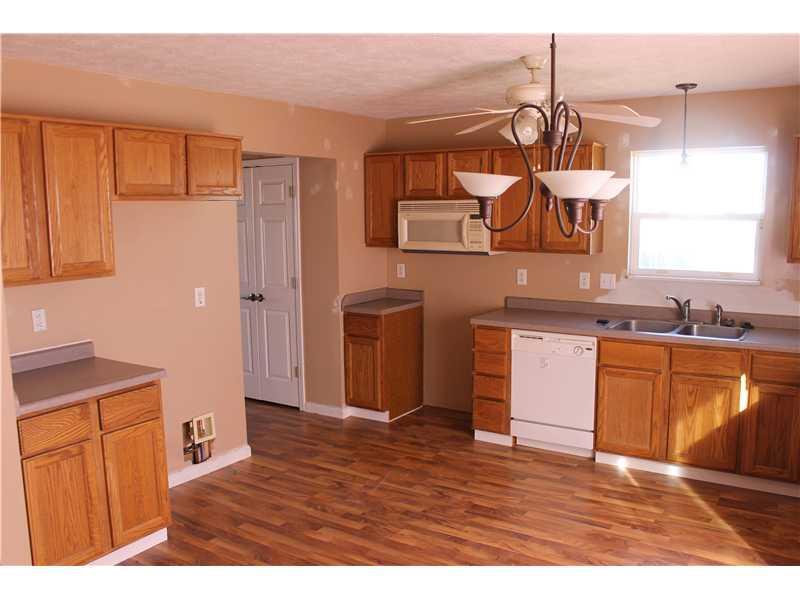 6545 Furnas Road Indianapolis, IN 46221 - Photo 7 of 13