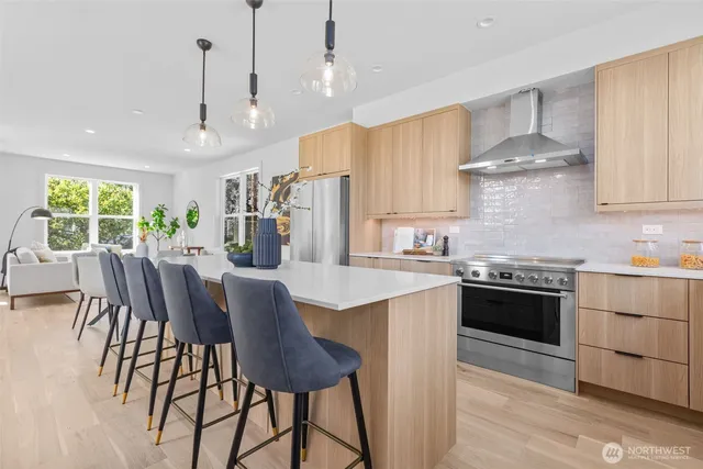 $1,195,000 | 7344 22nd Avenue Northwest, Seattle, WA 98117