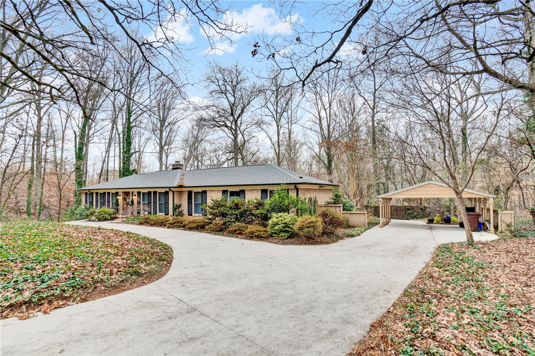 106 Hillandale Road Pendleton, SC 29670 - Photo 2 of 33