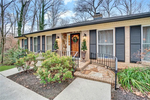 $474,900 | 106 Hillandale Road, Pendleton, SC 29670