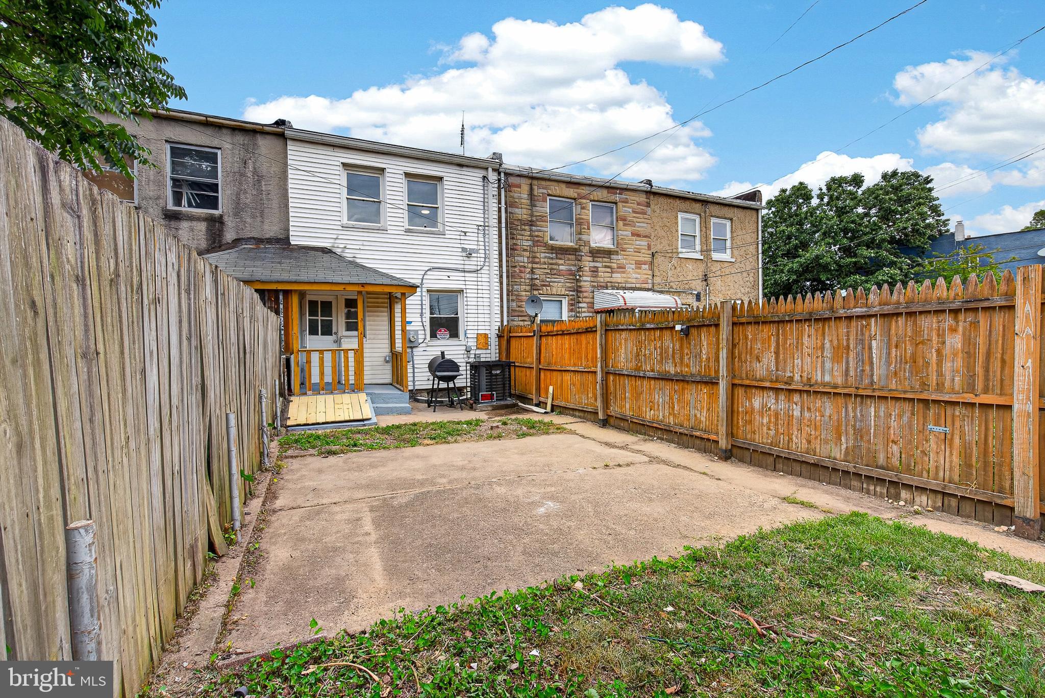 3805 8th Street Baltimore, MD 21225 - Photo 31 of 36