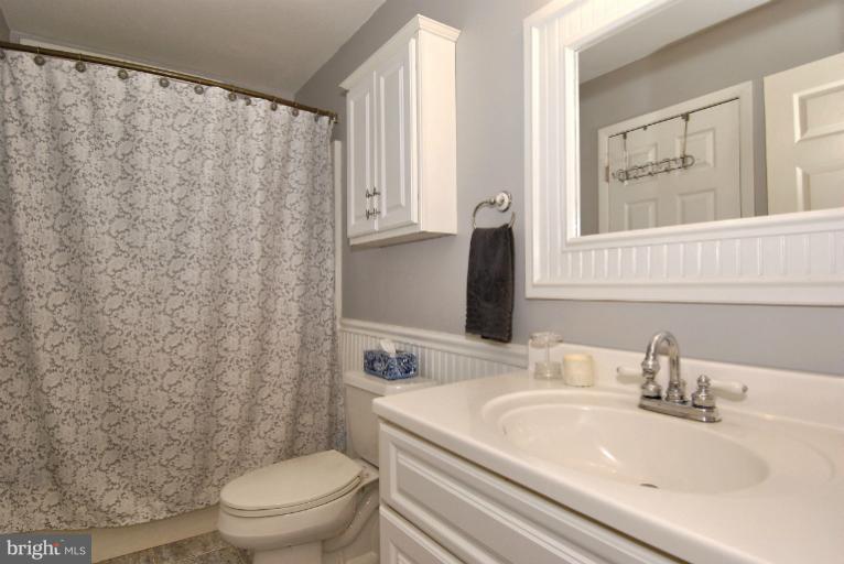 223 Tennessee Road Stevensville, MD 21666 - Photo 7 of 23 Bath