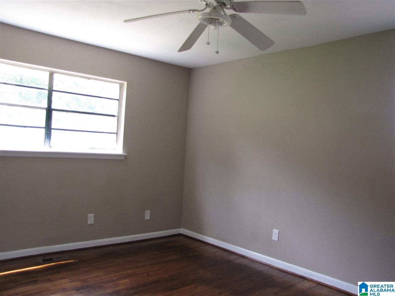 916 Windover Road Birmingham, AL 35215 - Photo 8 of 13