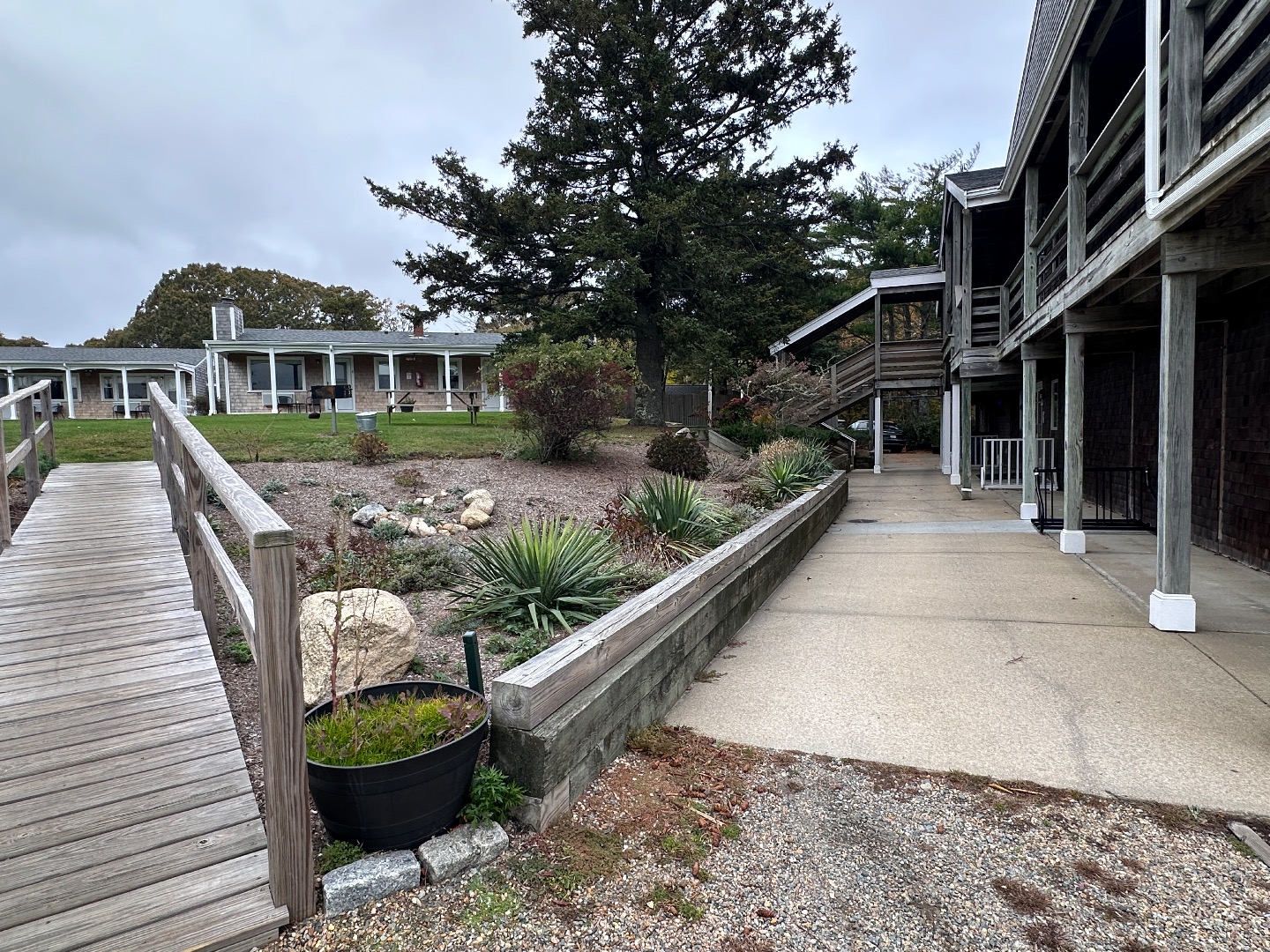 21 Island Inn Road, Unit 39G Oak Bluffs, MA 02557 - Photo 24 of 31 Gallery Image 24