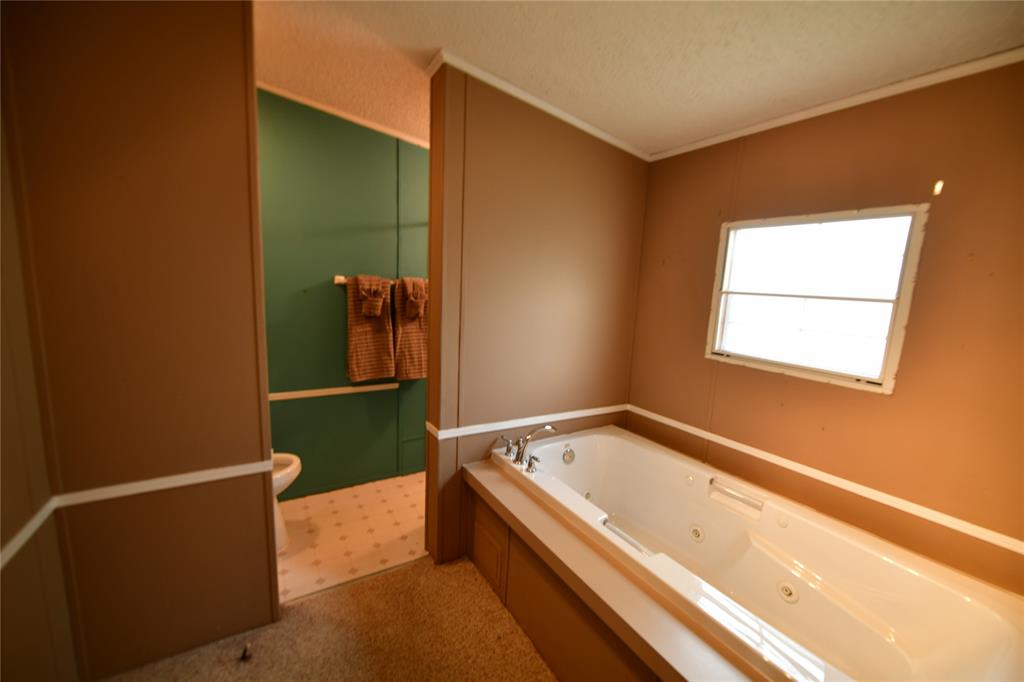 9951 John Flowers Road Wills Point, TX 75169 - Photo 16 of 30