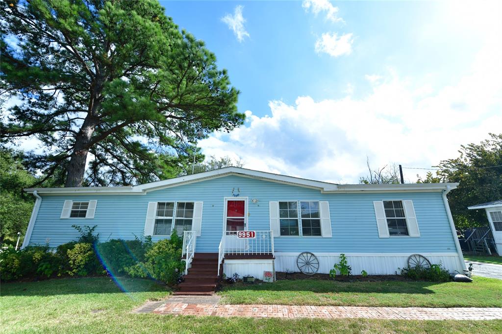 9951 John Flowers Road Wills Point, TX 75169 - Photo 2 of 30