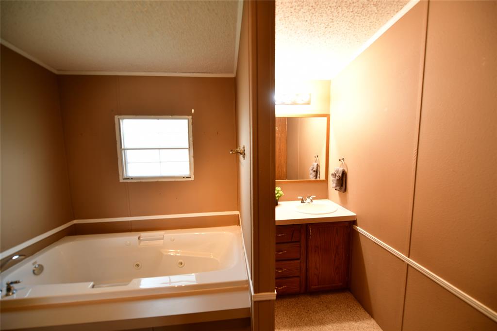 9951 John Flowers Road Wills Point, TX 75169 - Photo 22 of 30