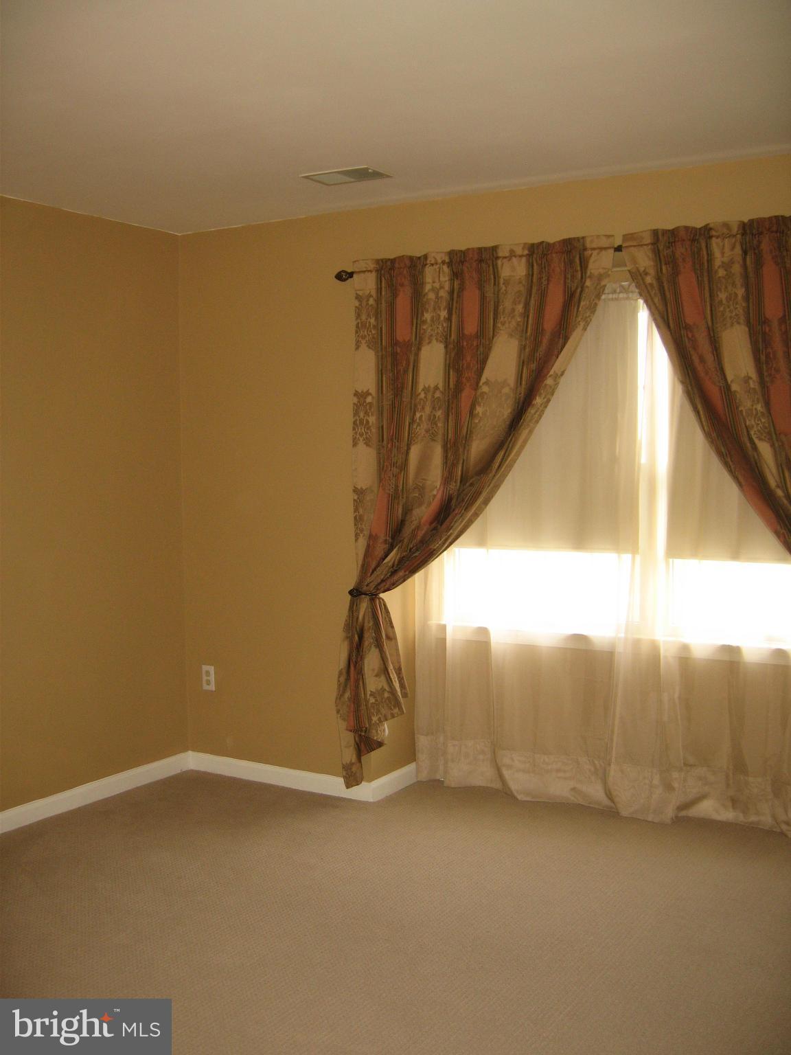 2109 South Childs Road Kearneysville, WV 25430 - Photo 25 of 30 Bedroom