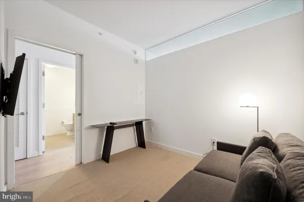 $4,520 | 2930 Walnut Street, Unit 3723, Philadelphia, PA 19104