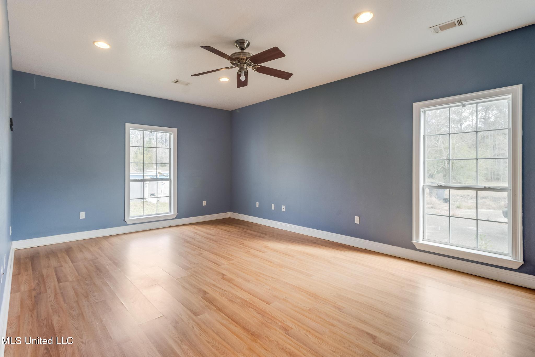 11237 Coleman Road Gulfport, MS 39503 - Photo 16 of 33 IMG_2982-2