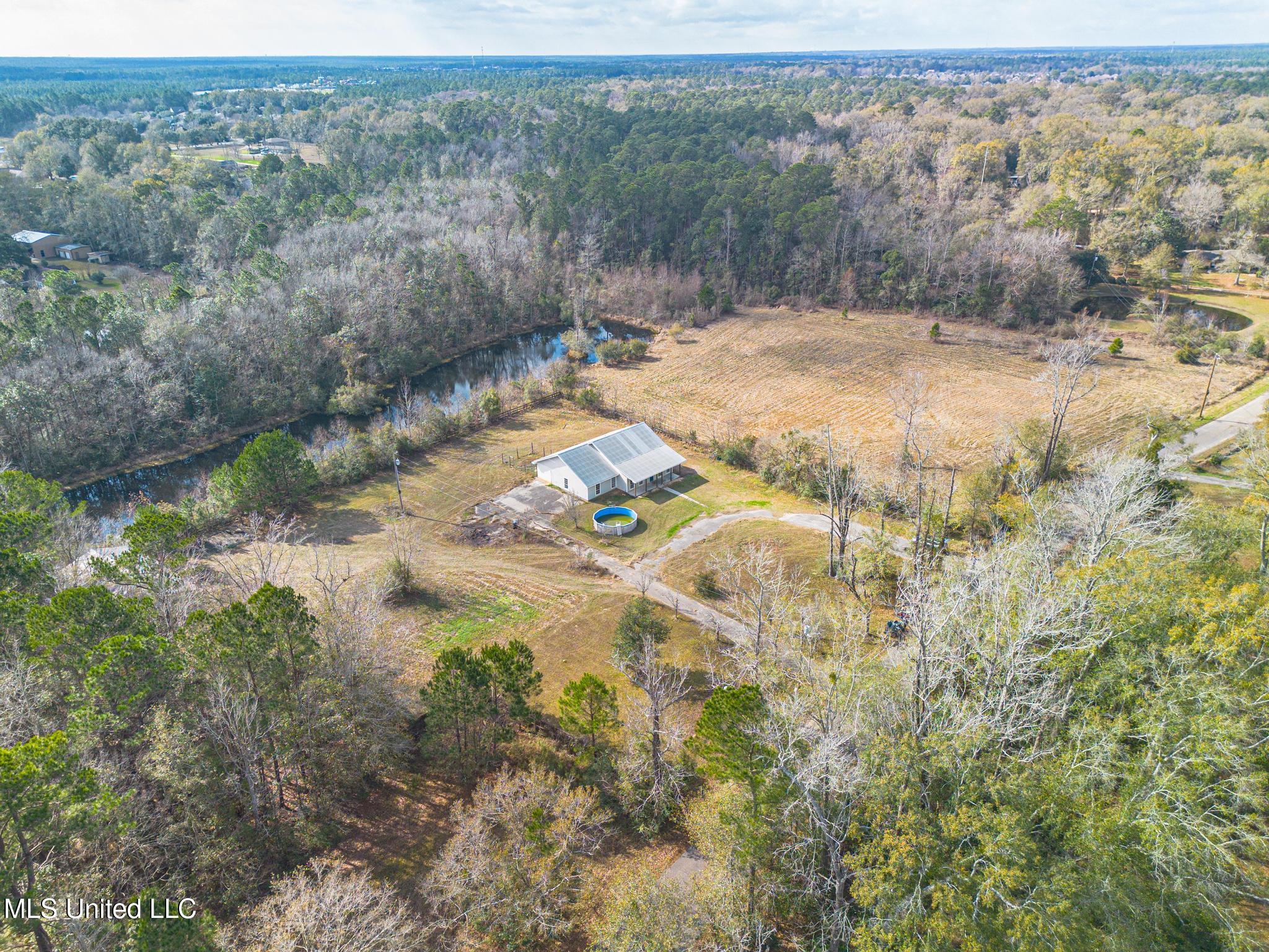 11237 Coleman Road Gulfport, MS 39503 - Photo 29 of 33 2-3