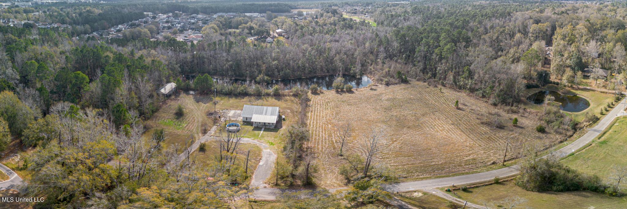 11237 Coleman Road Gulfport, MS 39503 - Photo 30 of 33 2-5