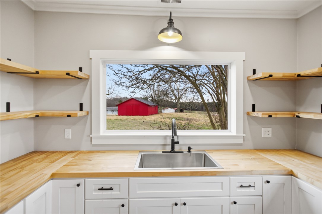 118 Grogan Road, Unit INCLUDES ADDITIONAL LOT Westminster, SC 29693 - Photo 14 of 47