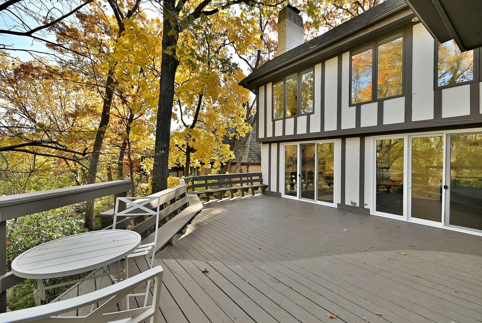13 Woodgate Drive Burr Ridge, IL 60527 - Photo 18 of 46 a view of a balcony with chairs