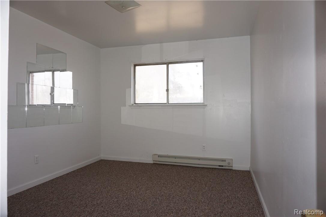 6920 Lakeshore Road Lexington, MI 48450 - Photo 5 of 16 DSC00772.JPG
