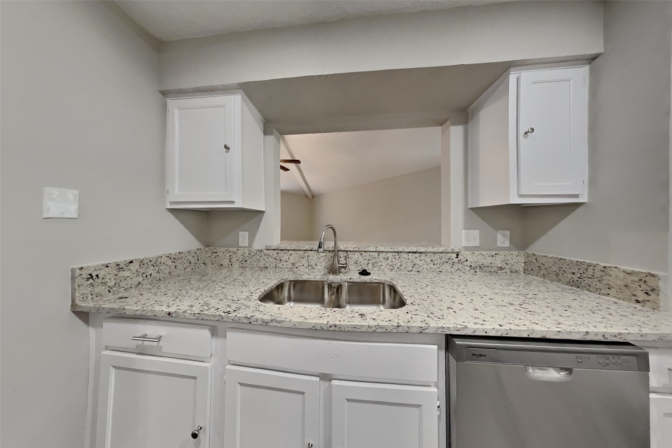26 Pinewood Forest Court Spring, TX 77381 - Photo 4 of 18