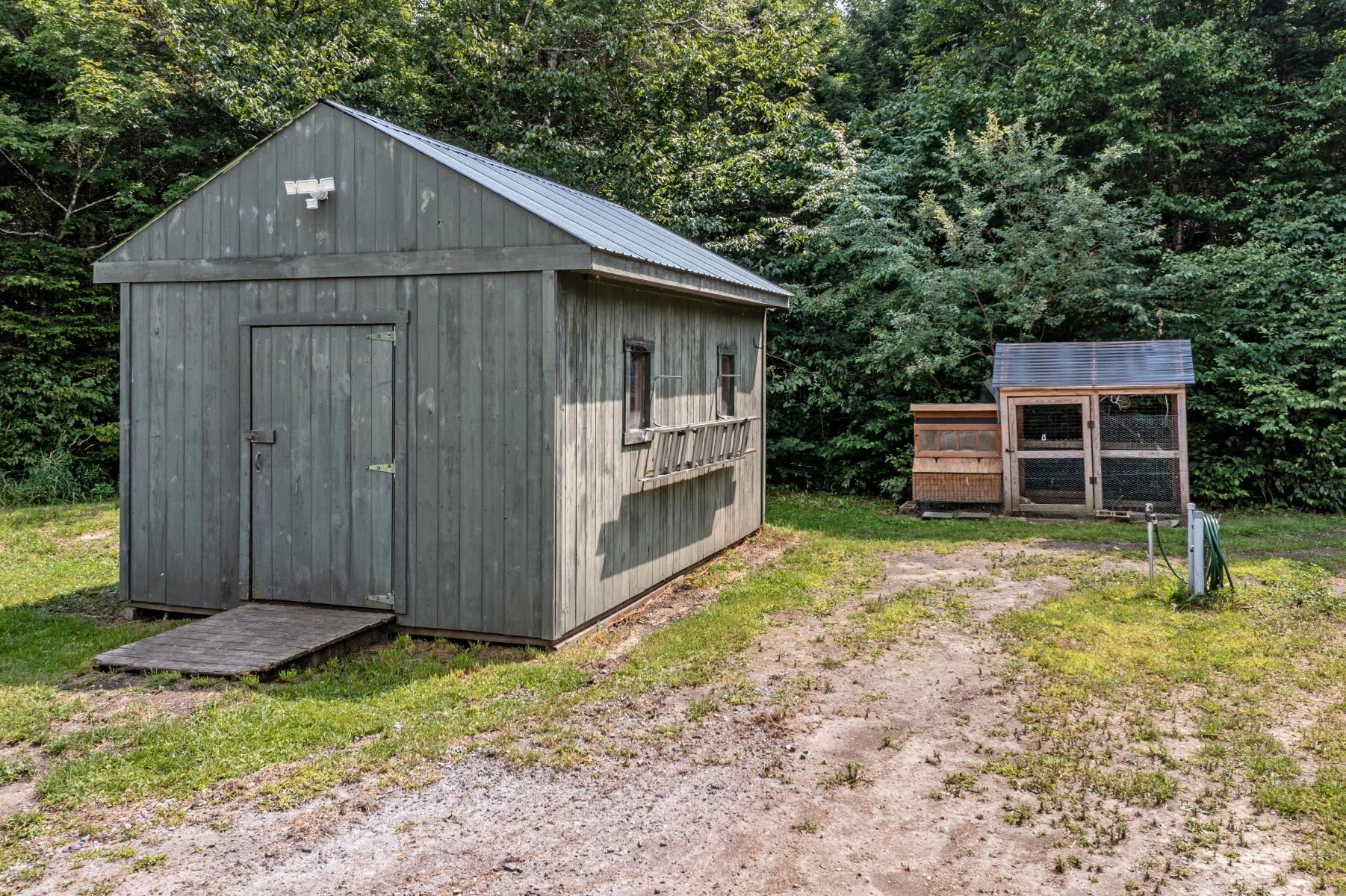 544 Cahoon Farm Road Walden, VT 05873 - Photo 13 of 56