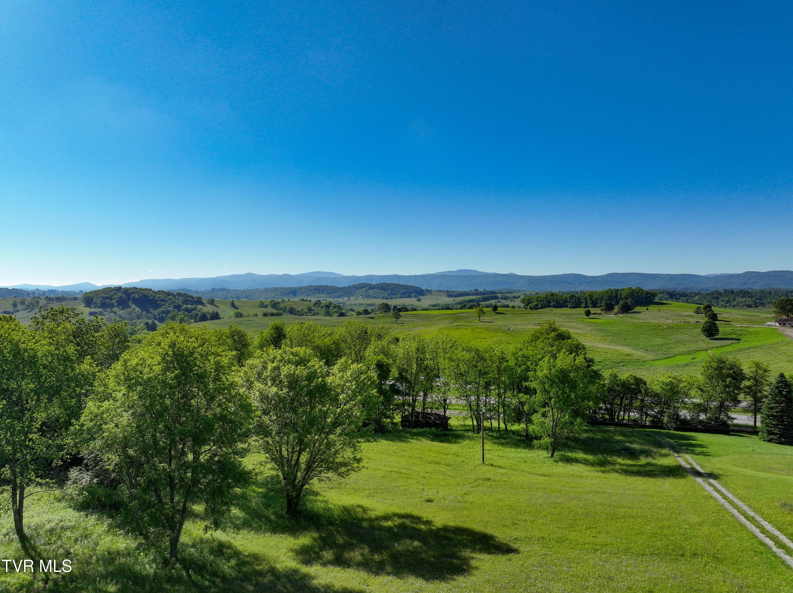 36091 Glove Drive Glade Spring, VA 24340 - Photo 3 of 43 Glove Dr Drone CD-19-min