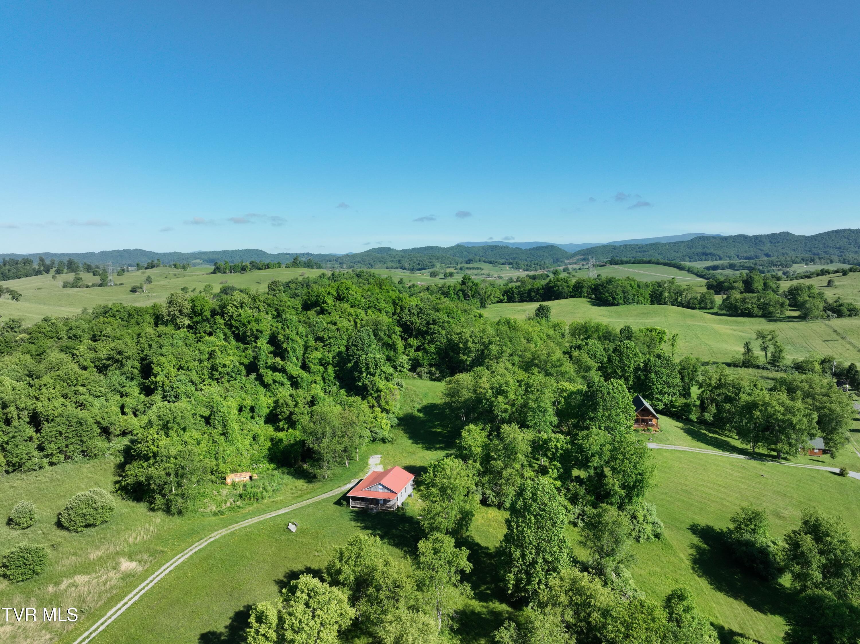 36091 Glove Drive Glade Spring, VA 24340 - Photo 4 of 43 Glove Dr Drone CD-2-min
